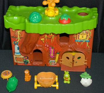 bug house toy