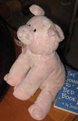 Gund 2024 stuffed pig