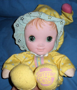 Playskool Jammie Pies Ditty Doll Wearing Yellow