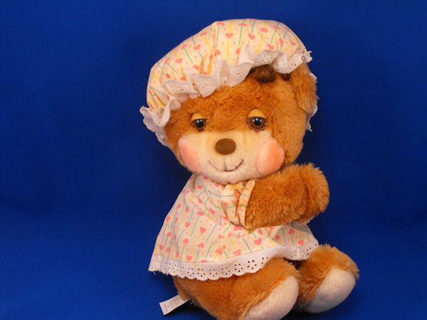 Fisher Price 1985 no 1403 Teddy Beddy Bear Betsy